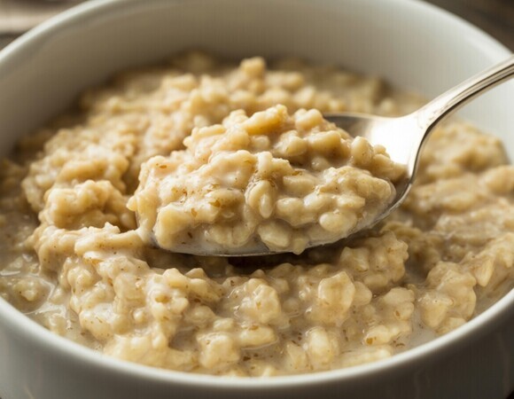 Диетолог Барредо рассказала, почему каши мало подходят для завтрака на каждый день: "Глюкозно-инсулиновые качели"