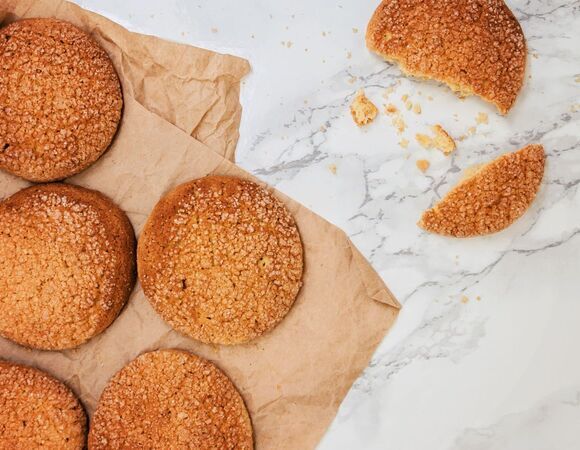 Налила рассол, всыпала муку и замесила тесто для нежнейших постных печенек к чаю — сделала на пробу, теперь готовлю всегда