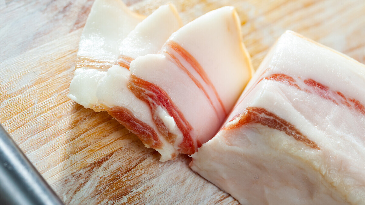 Мало кто так готовит: 3 идеи от шеф-повара Чистякова, как по-новому использовать сало