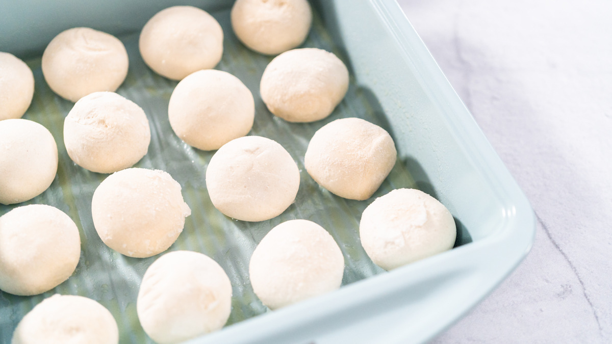 Я узнала, почему шефы всегда кладут тесто для печенья в холодильник — и теперь делаю так же