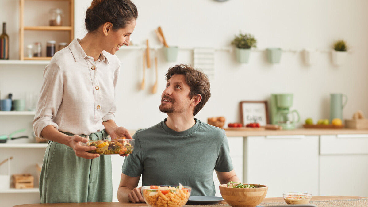 Что должны есть мужчины после 25 лет? Диетолог назвала источник 3 ключевых веществ — удивилась, что это не мясо