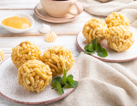 Как я испекла самый нежный чак-чак в своей жизни — раскрываю тайны, которыми со мной поделилась бабушка