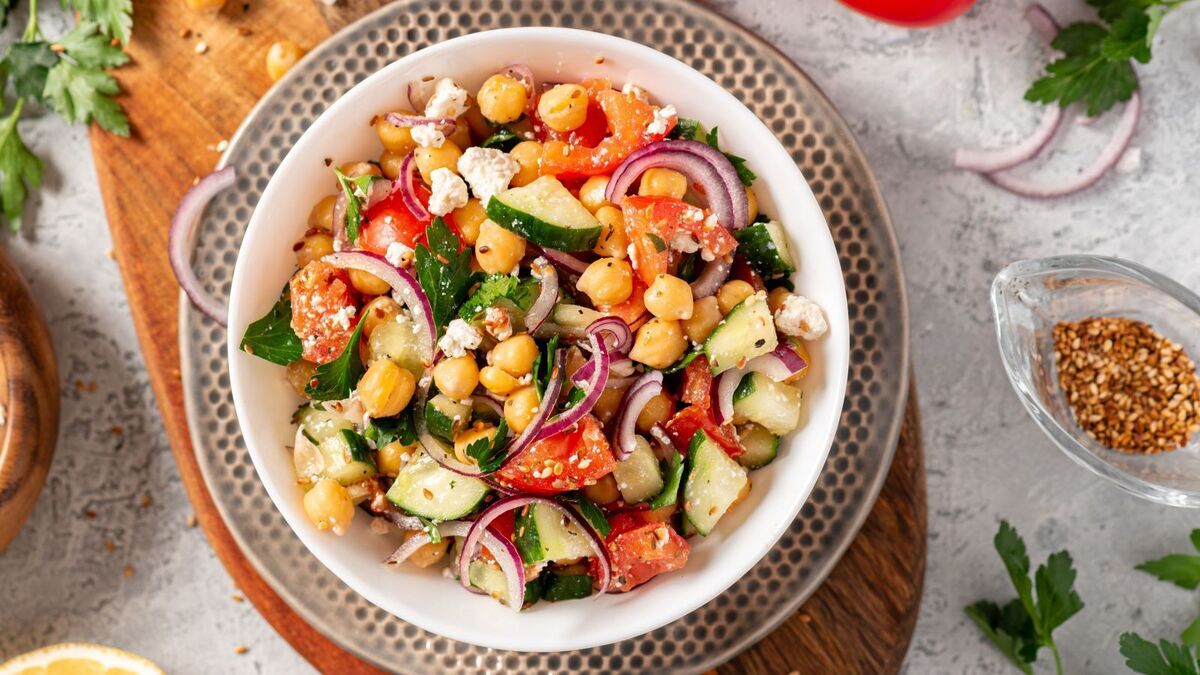 Открыла банку с нутом и за считанные минуты приготовила полезный и сытный постный ужин: оценили все!