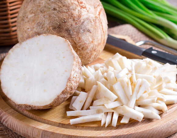 Стало известно, чем заменить картофель в драниках: кулинары "Едим Дома" предложили более легкий вариант с тем же вкусом