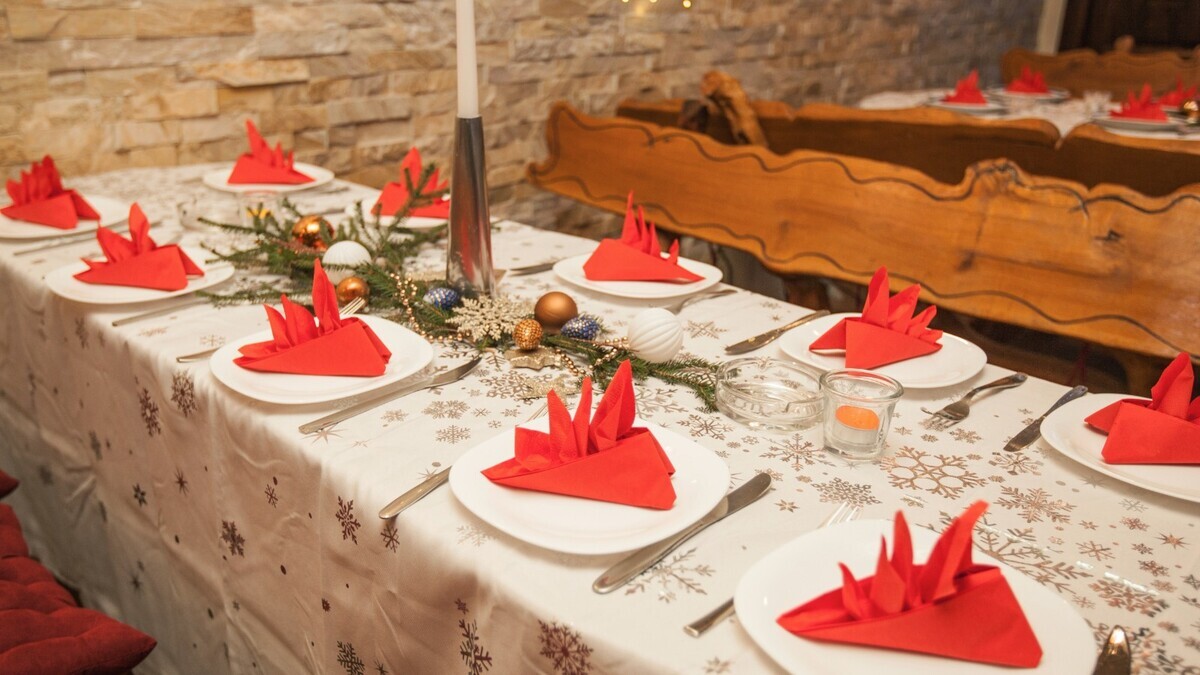 Лен против синтетики: дизайнер Чашкина рассказала, какой текстиль выбрать для кухни - тренды