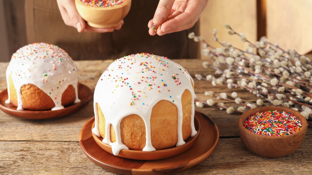 Обязательна ли белая глазурь на куличе — шеф-повар Прокофьев развеял популярный пасхальный миф