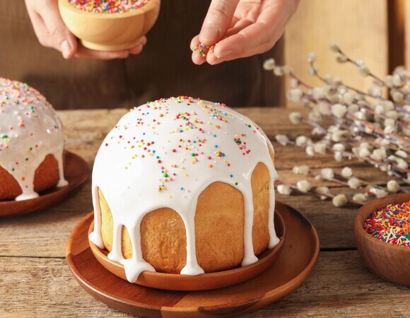 Обязательна ли белая глазурь на куличе — шеф-повар Прокофьев развеял популярный пасхальный миф