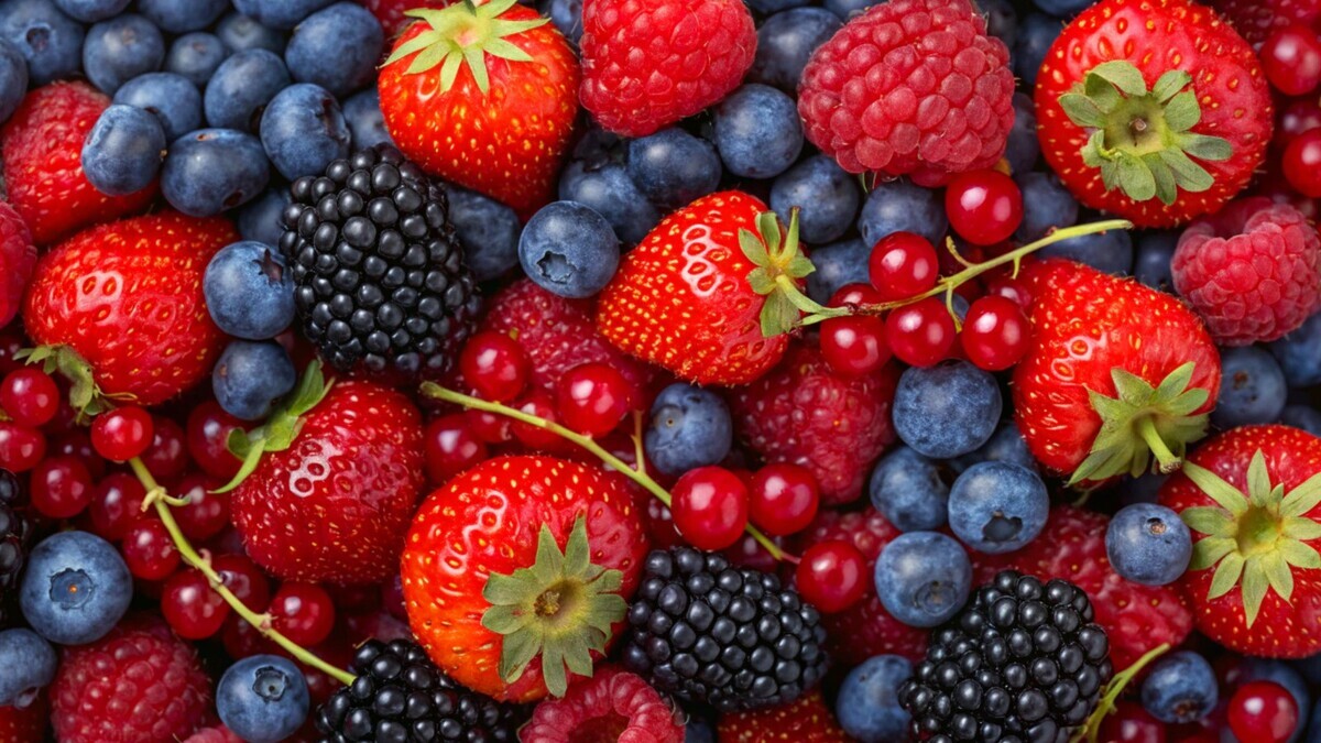 Омолаживают и сдерживают рак: дерматолог Гольдин сделал заявление о ягодах