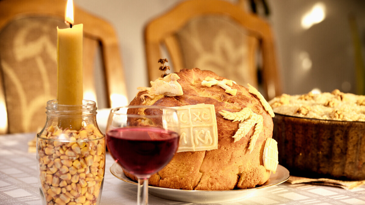 Рыба, кусочек кулича и вино: что едят на Пасху на Афоне? Найден рецепт одного из главных праздничных блюд монахов 