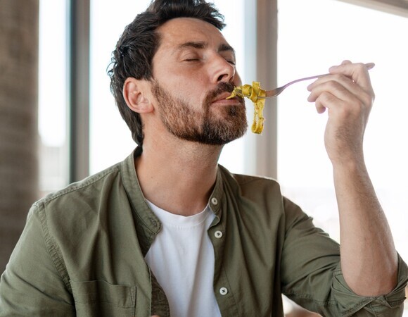 Гастро-гороскоп на выходные: что приготовить по знаку зодиака, чтобы и душа, и желудок радовались