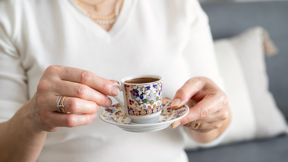 Более 40 лет наблюдений: ученые связали употребление кофе с защитой от деменции — сколько нужно пить?