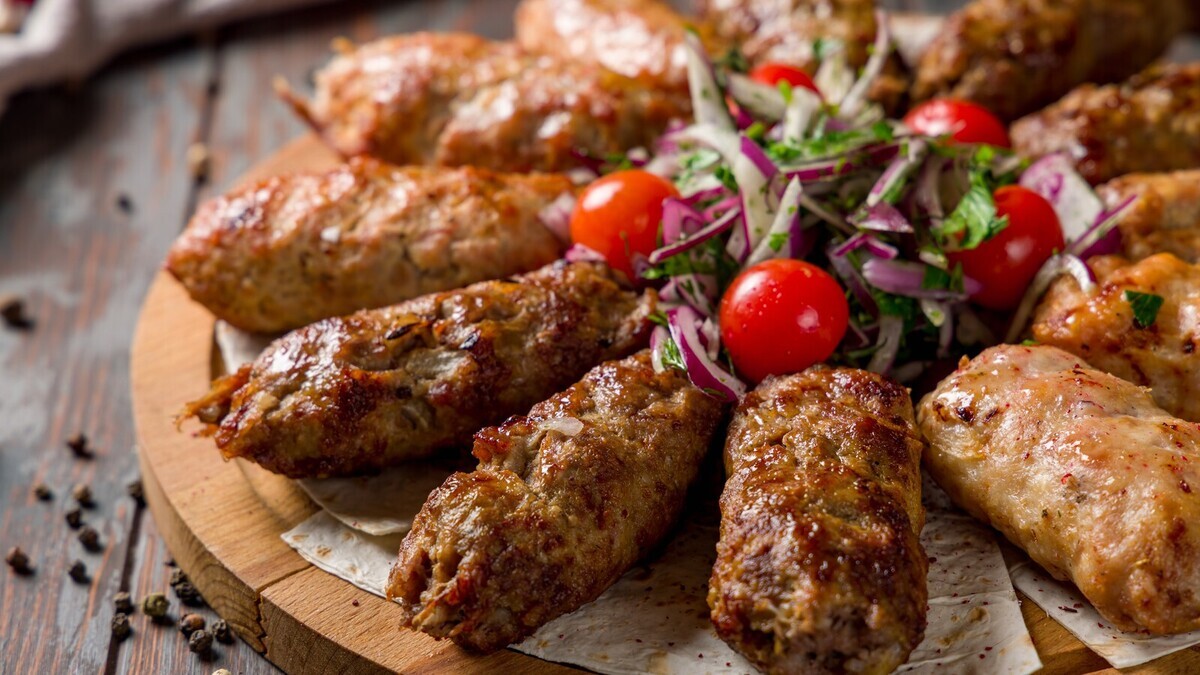 Как приготовить люля-кебаб за 10 минут? Добавление пюре из картошки — неожиданный секрет Как приготовить люля-кебаб за 10 минут? Добавление пюре из картошки — неожиданный секрет