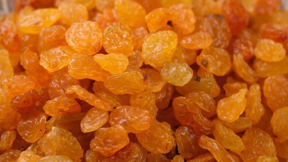 Польза и вред изюма: медик Мухина объяснила, когда сухофруктом лучше не увлекаться