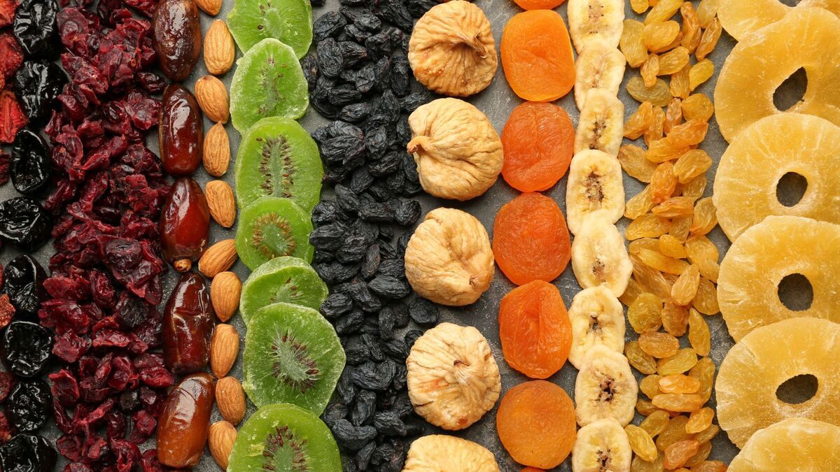 Эксперт Росбиотеха Кузнецова объяснила, как очистить сухофрукты от диоксида серы и глицерина 