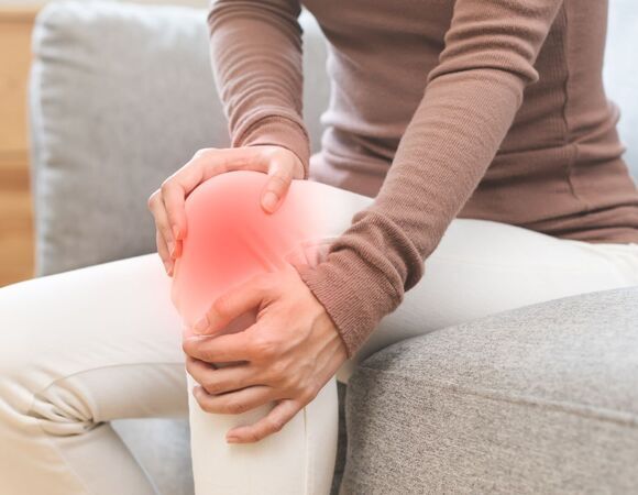 Зависит ли здоровье суставов от питания? Ортопед Саакян раскрыл, в каком возрасте пора озадачиться походом ко врачу