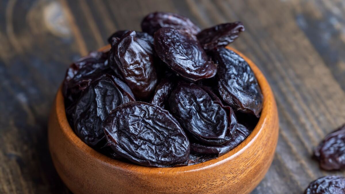 Не только для стула: диетолог Мухина назвала 5 причин употреблять чернослив