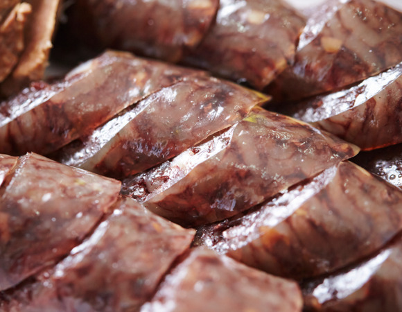 Сын удивился, муж оценил: приготовила корейскую кровяную колбасу не выходя из кухни