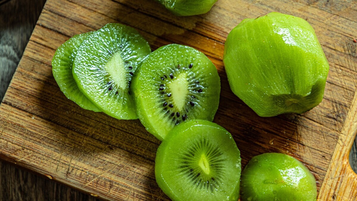 Не кремами едиными: ученые выяснили, как витамин C из еды влияет на кожу