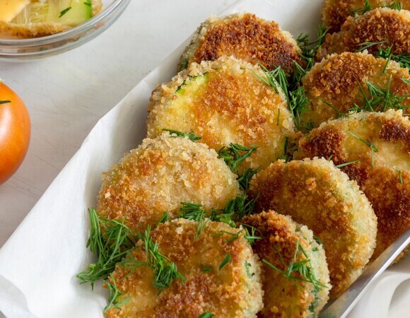 Жареные зеленые помидоры — реальная закуска: нашла рецепт и удивляю гостей. Говорят: "Гениально!"