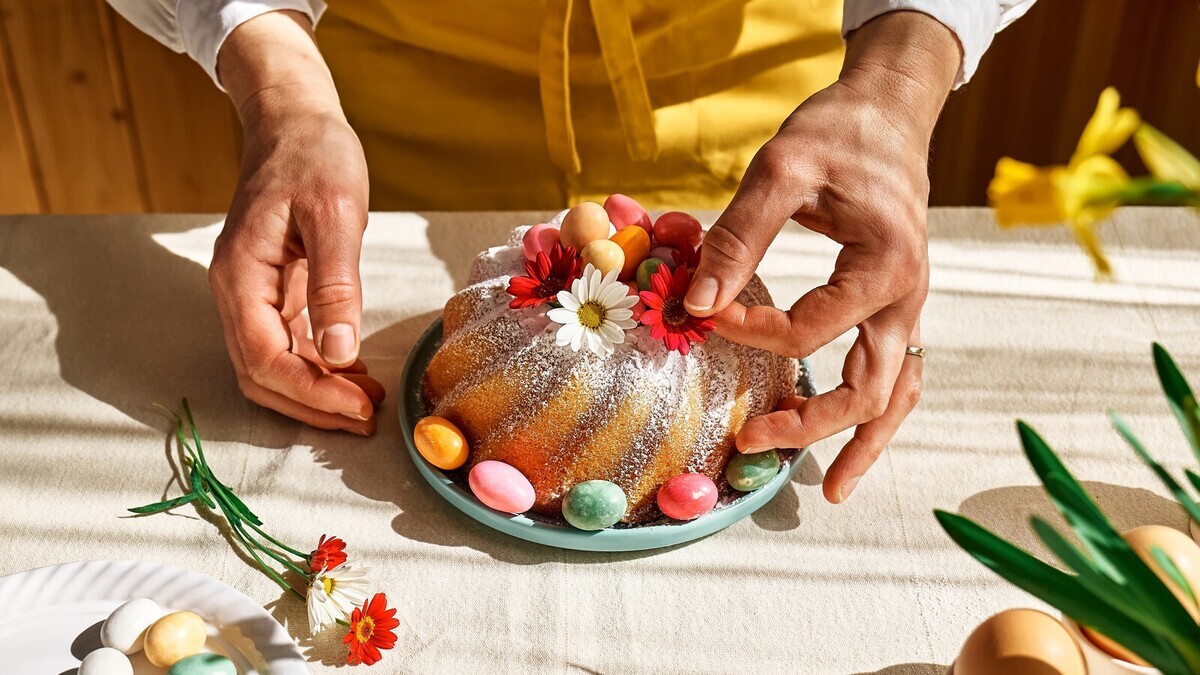 Сюда василек, туда розу: флорист Филоненко назвал цветы, подходящие для украшения куличей к Пасхе Сюда василек, туда розу: флорист Филоненко назвал цветы, подходящие для украшения куличей к Пасхе