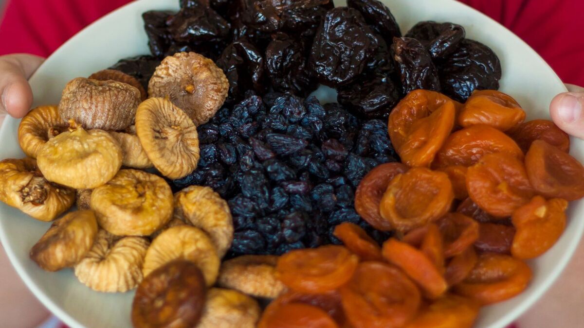 Отражается на самочувствии: 3 способа очистить сухофрукты от диоксида серы от эксперт РОСБИОТЕХа Кузнецовой