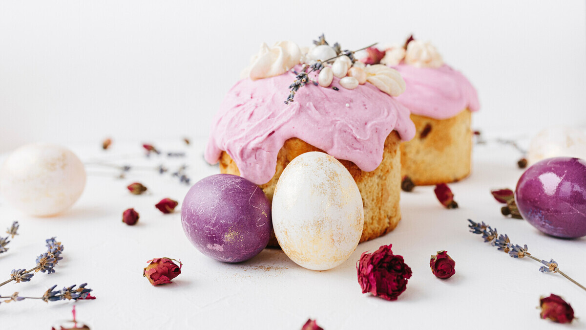 С сухоцветами и золотом: выбраны самые популярные куличи на Пасху 2026 С сухоцветами и золотом: выбраны самые популярные куличи на Пасху 2026