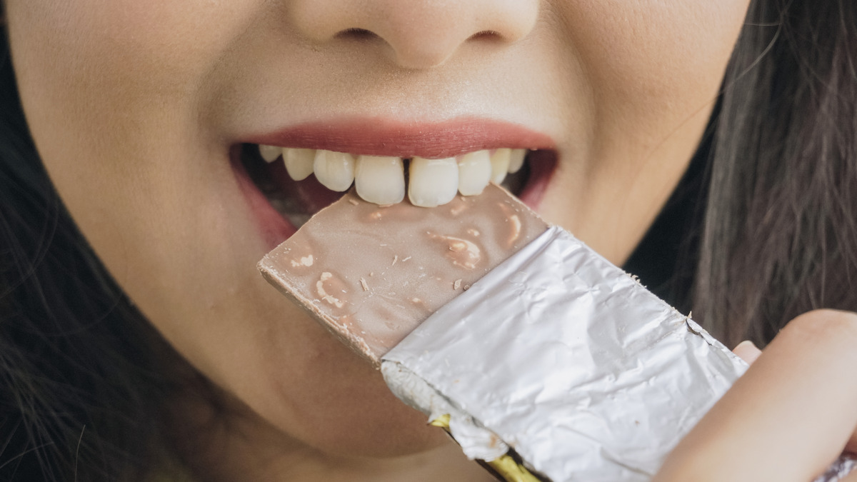 Я попробовала шоколад по-восточному — теперь готовлю его с розовой водой и орехами