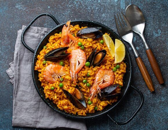 Ароматный и яркий ужин: 27 марта отмечаем День испанской паэльи