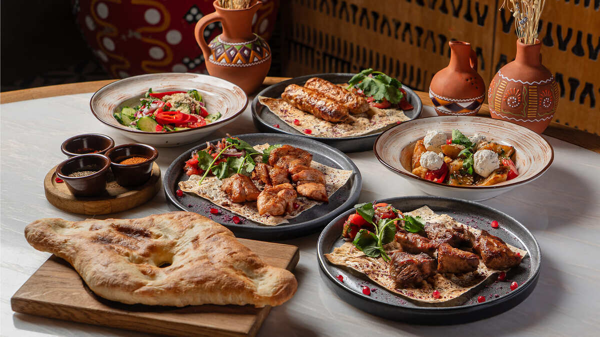 Где есть хинкали, хачапури и шашлык: 10 лучших грузинских ресторанов Москвы по версии "Едим Дома"