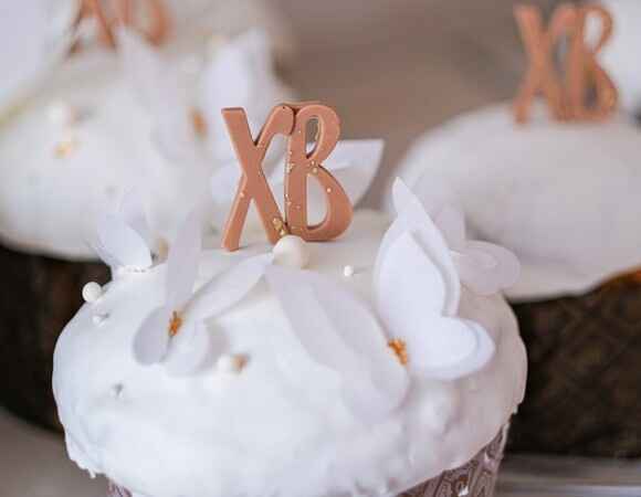 Рейтинг "Едим Дома": топ-5 оригинальных рецептов глазури от шеф-поваров — не подведут на Пасху