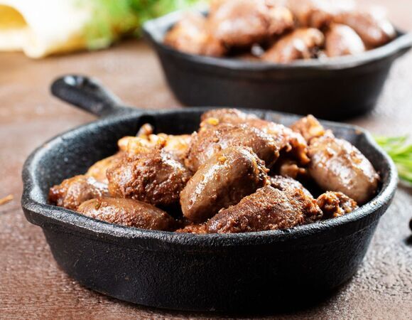 Запекаю куриные сердечки по совету диетолога Мойсенко: очень важный для женщин продукт