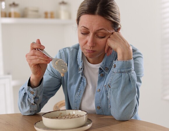 Почему при болезни пропадает аппетит и нормально ли это?