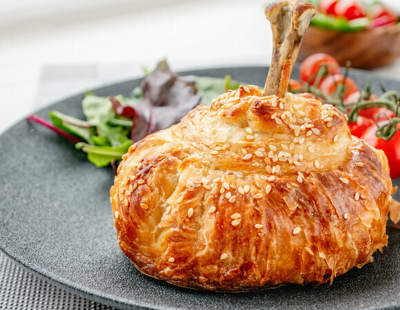 Что приготовить из фарша — вот новый способ подачи котлет в виде "куриных ножек"