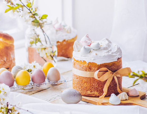 Творожный без дрожжей, на манитобе и классический — 3 идеальных рецепта пасхальных куличей от шефов