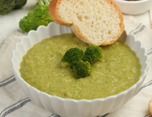 Постный суп из брокколи — варю без сливок, а сливочный вкус все равно есть: просят минимум по 2 порции 