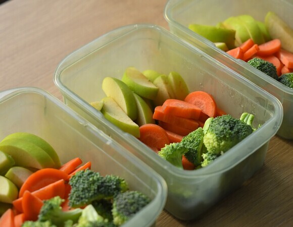 Ученые выяснили, какая привычка помогает худеть быстрее — заодно экономит время и деньги