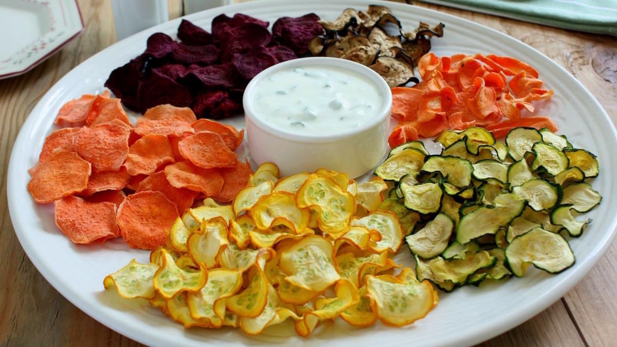 Отсутствие дегидратора не оправдание: готовлю полезные овощные чипсы и не разоряюсь на электричество