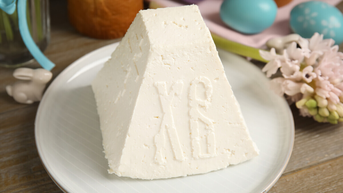 Без изюма: шеф Кудряшов назвал неожиданные добавки в творожную пасху 