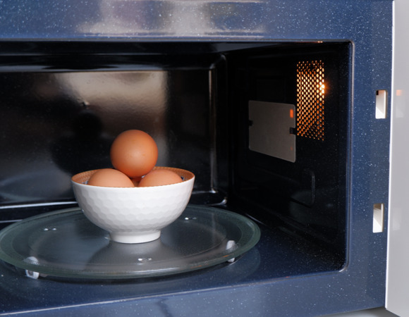 Как я навсегда отказалась от кастрюли: идеальные яйца готовлю только в микроволновке и вам советую