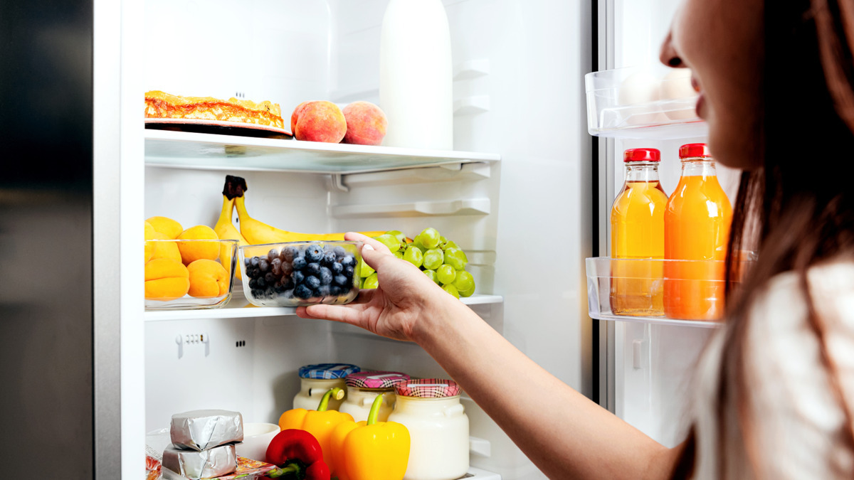 Продукты перестали портиться за считанные дни: а я всего лишь навела порядок в холодильнике