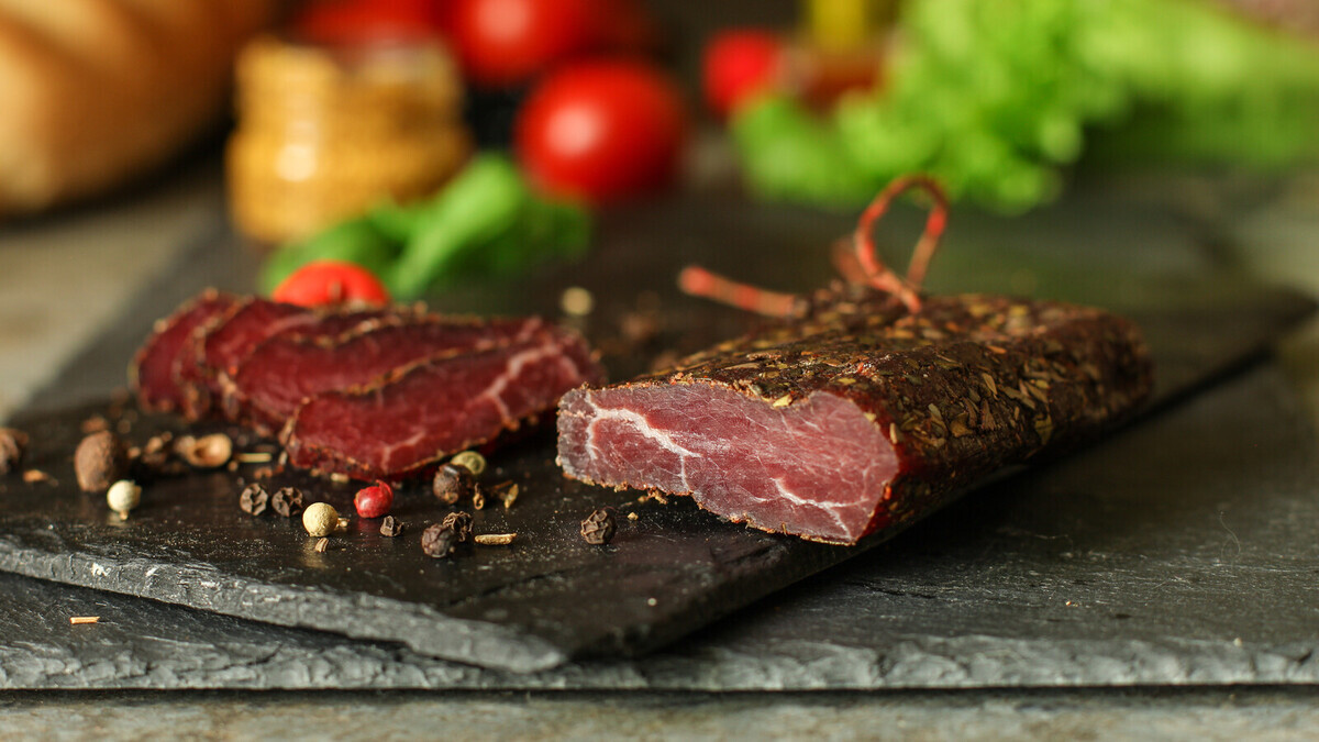 Домашний балык за 3 дня — и коптить ничего не надо. Всю работу на себя берет секретный ингредиент 