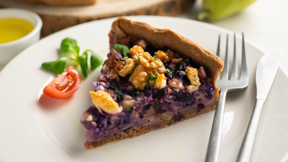 "Черное" тесто для киша и пирога: кулинары поделились секретом фитнес-выпечки на весну "Черное" тесто для киша и пирога: кулинары поделились секретом фитнес-выпечки на весну