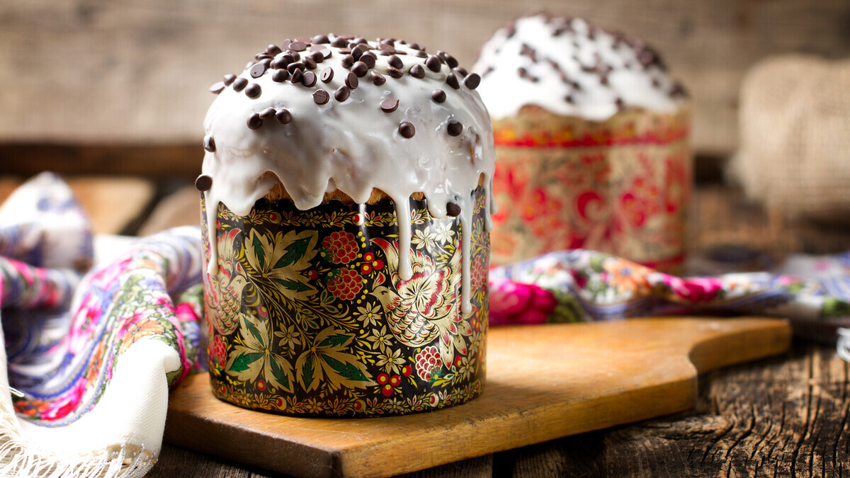 Кулич на гусиных яйцах не черствеет до 2 недель: как и в какой пропорции заменить ими куриные?