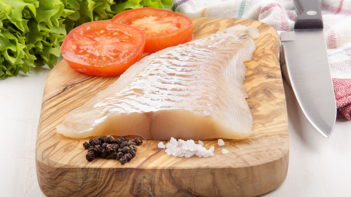 Названа самая подешевевшая в 2026 году рыба: чем она полезна россиянам?