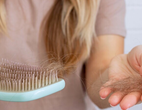 Спасла волосы: 10 доступных продуктов, которые закроют дефицит белка навсегда