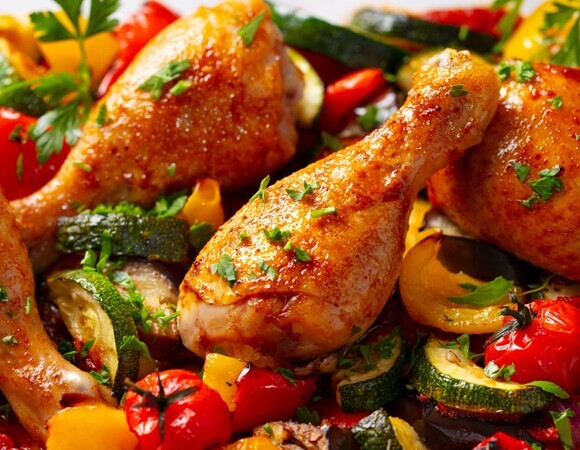 1 курица = 5 готовых блюд: полный разбор безотходного производства от шефа Артема Ларичева