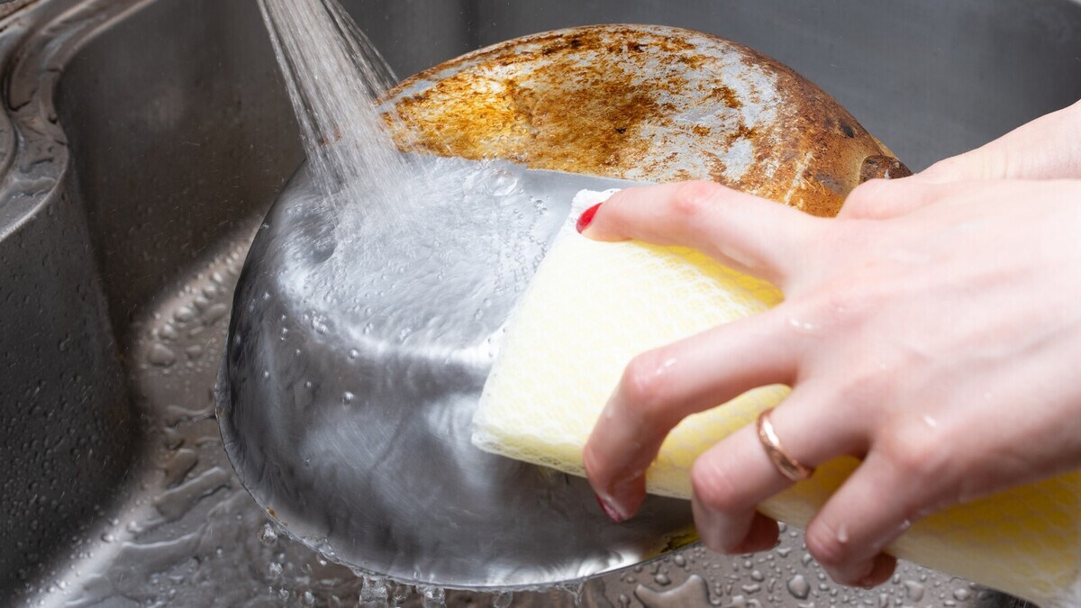 Не все кислородные средства безопасны: чем нельзя мыть посуду — ответила эксперт Савчук Не все кислородные средства безопасны: чем нельзя мыть посуду — ответила эксперт Савчук