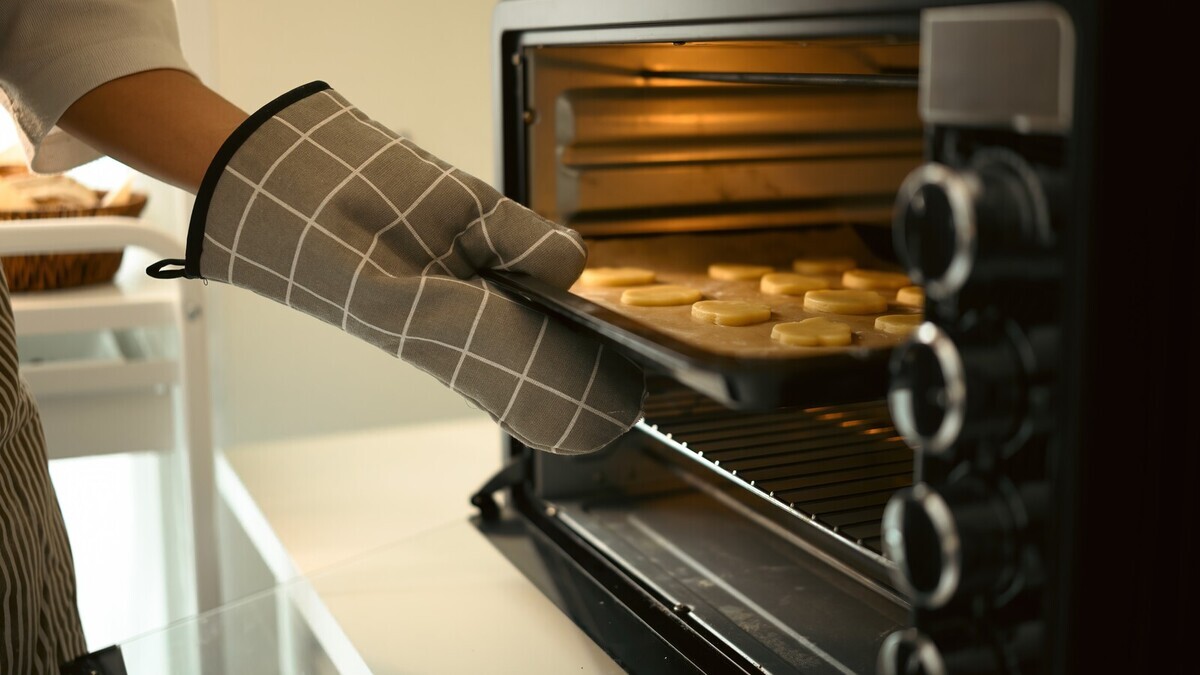 Как разогреть духовку правильно: шеф-повар Мосин дал совет 