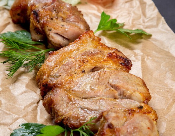 Шашлык без соусов: кулинары нашли уникальный способ приготовить сочное мясо на мангале 