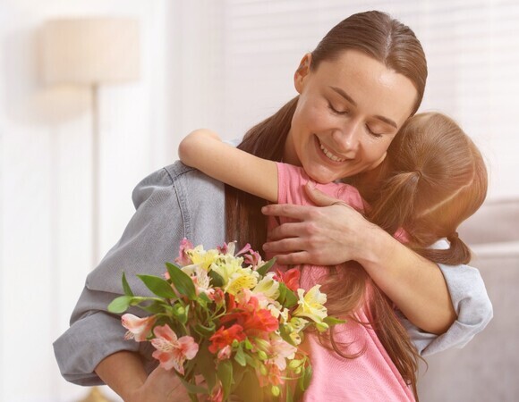 День дочери - 2026: 5 душевных подарков, которые запомнятся на всю жизнь